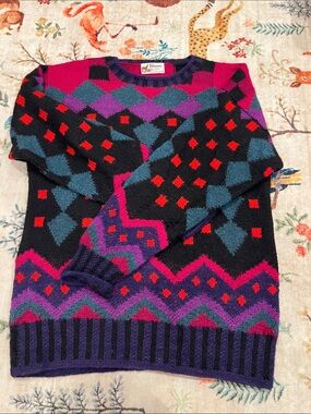 Black Geometric Crewneck Sweater with Magenta & Teal Accents